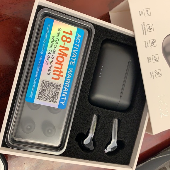 Blue Tooth - Picture 2 of 2